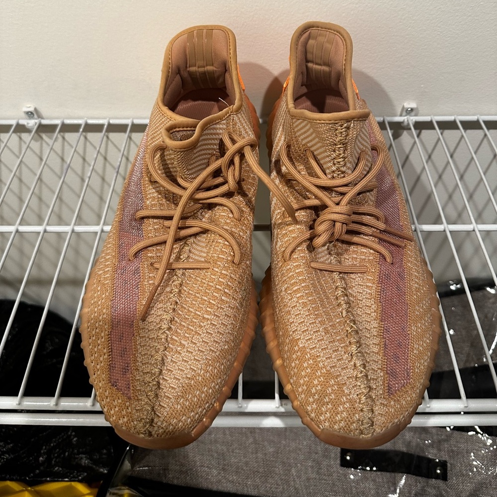 Yeezy Boost V2 Clay